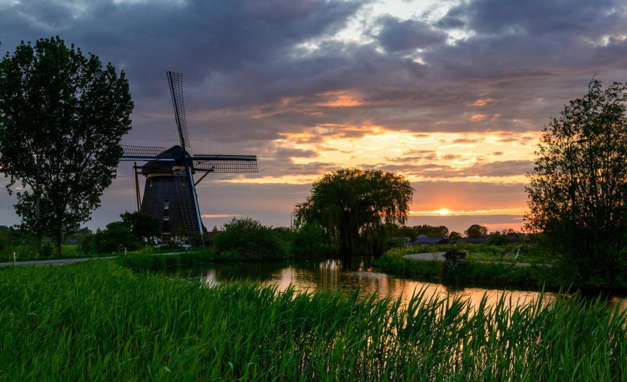 Mondriaanmolen, A Real Windmill Close To Amsterdam Abcoude Zewnętrze zdjęcie